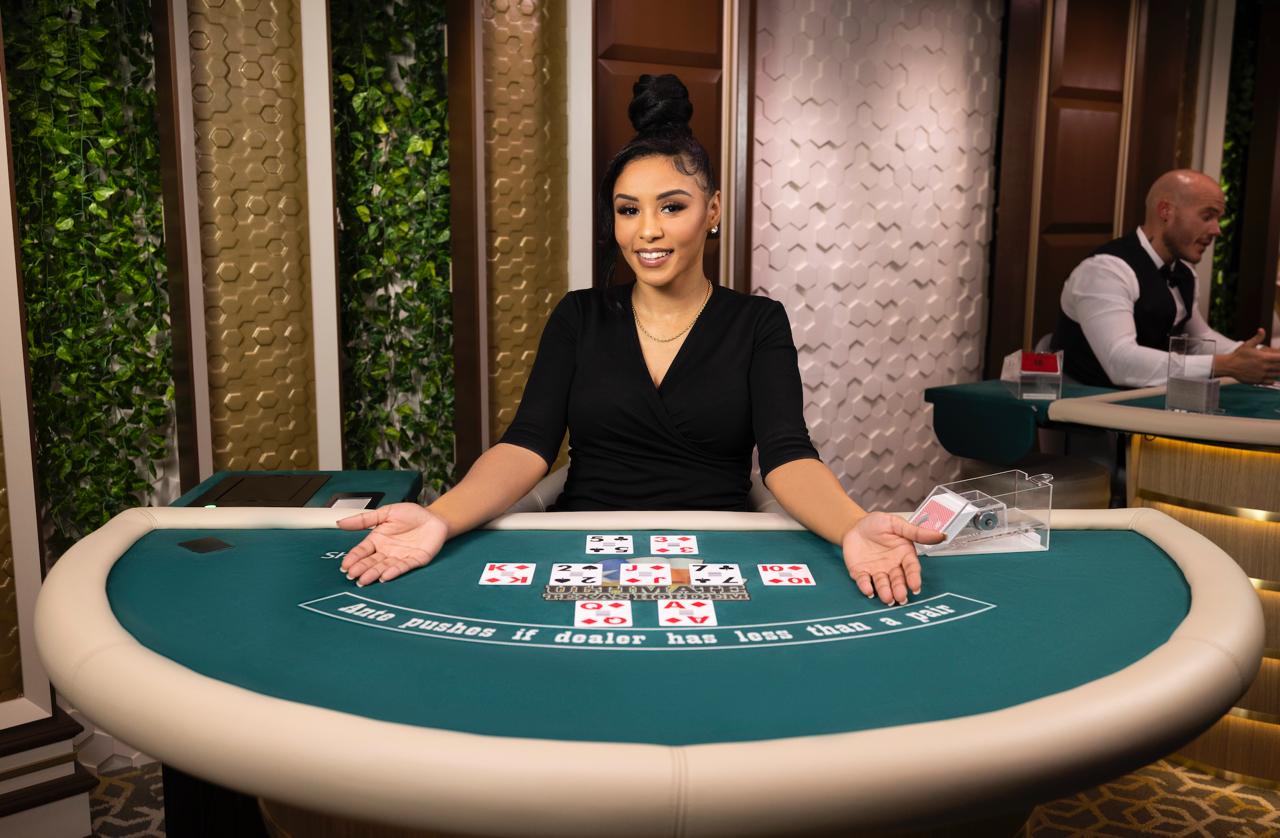 Ultimate Texas Hold'em